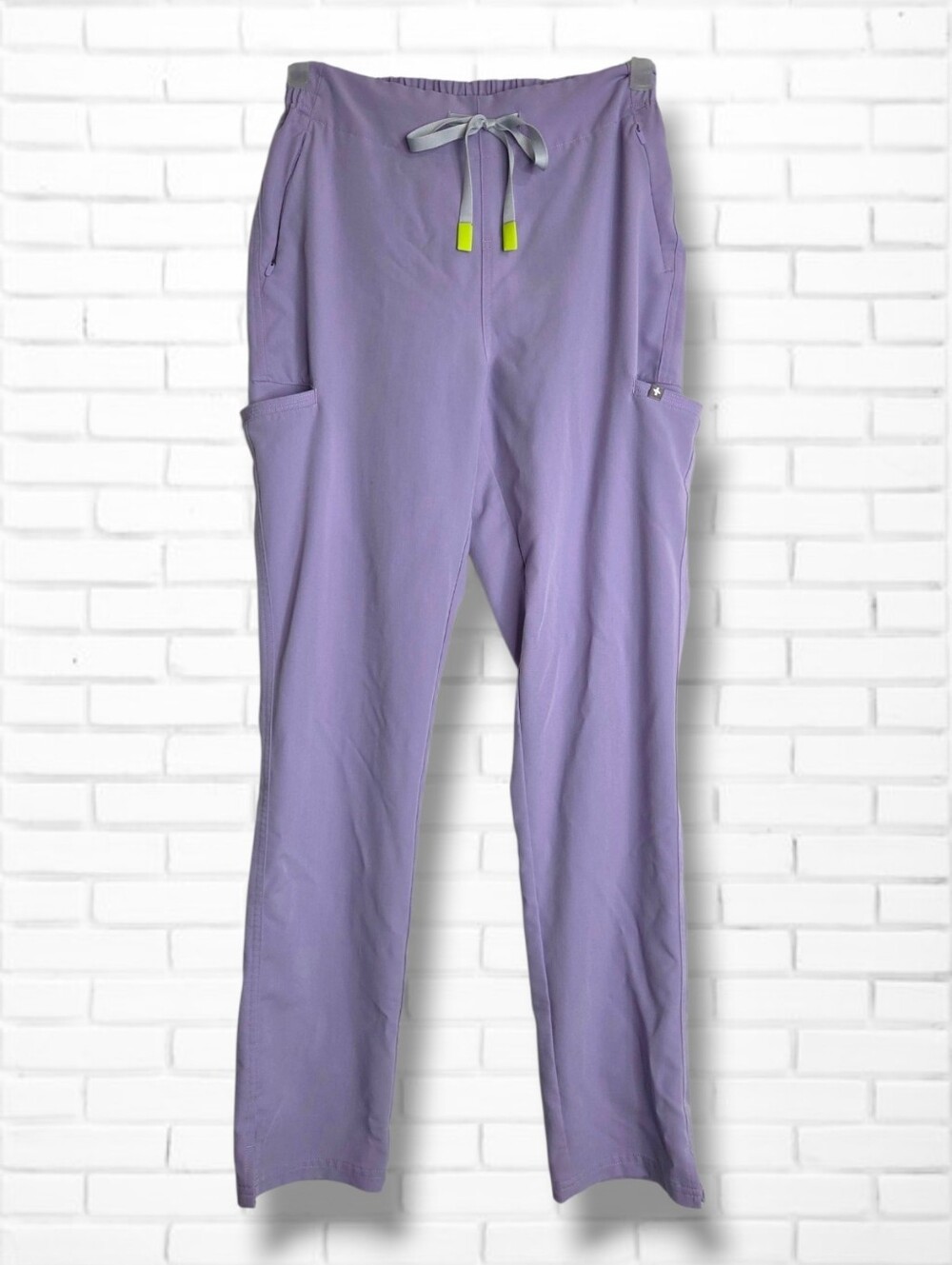 Figs Lilac Purple Yola Slim. Cargo Pocket Scrub Pants Size S Tall